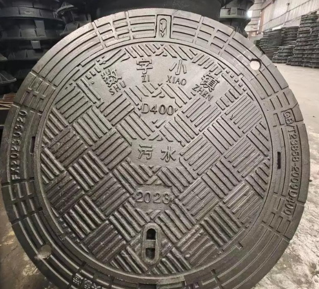 华坪球墨铸铁防沉降井盖展示